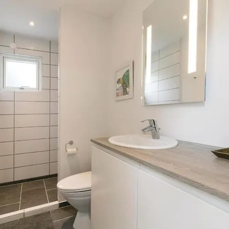 Feriehus Three Bedroom Holiday In Gudhjem