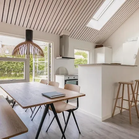 Feriehus Three Bedroom Holiday In *